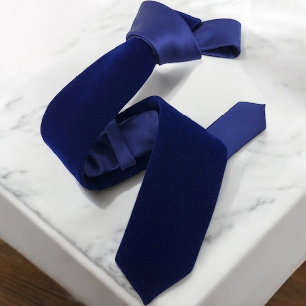 DMITRY Blue Velvet Italian Semi Skinny Tie