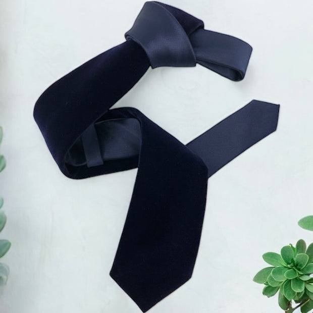 DMITRY Navy Velvet Italian Semi Skinny Tie