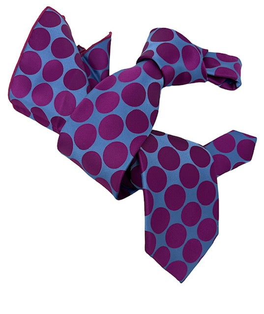 DMITRY 7-Fold Men's Magenta/Blue Polka Dot Italian Silk Tie & Pocket Square Set
